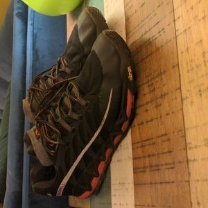 Men's Shoe Merrell All Out Peak, Size 11.5